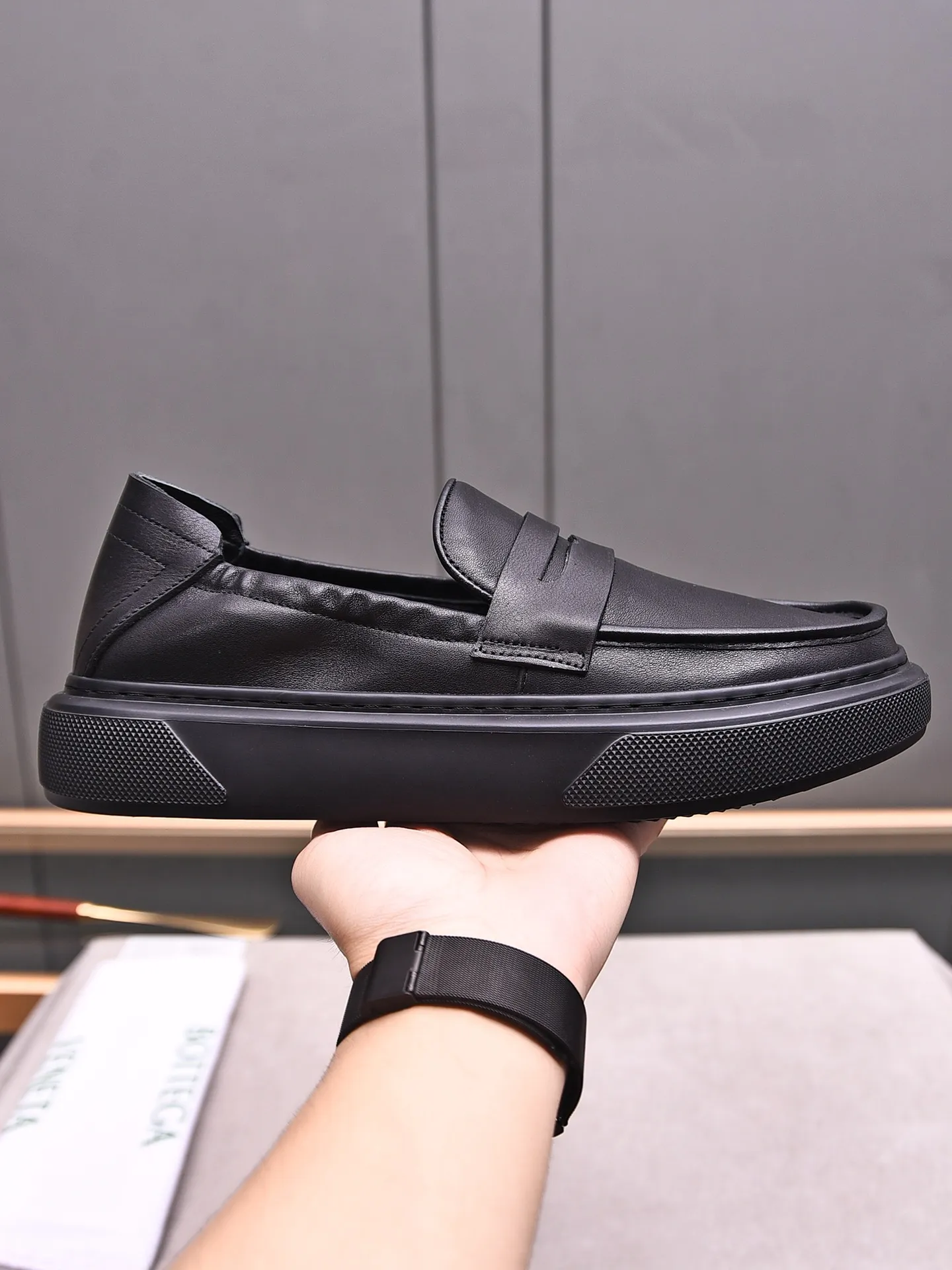 Men's Men's Shoes💰520 [One-step-up] BOTTEG* VENET* - high-end boutique Size: 38-44 (45 customized) BV new product, first-layer cowhide artificially woven classic style and contemporary fashion temperament harmoniously blend, rubber sole is light and flexible, water-dyed cowhide lining! [Taobao, Tmall, and live streaming are the first choices]
